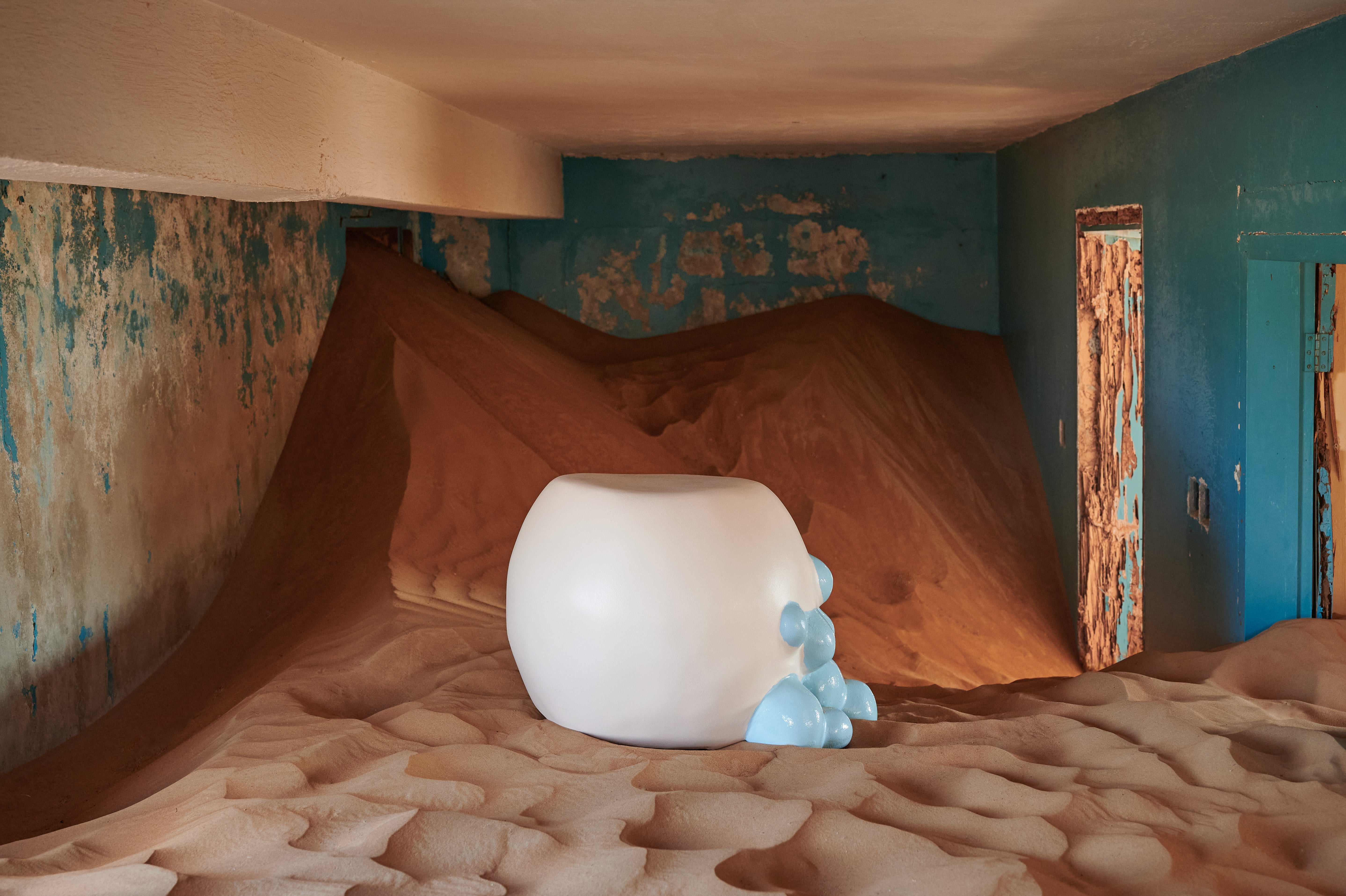 Symbiotic Creatures: Stool